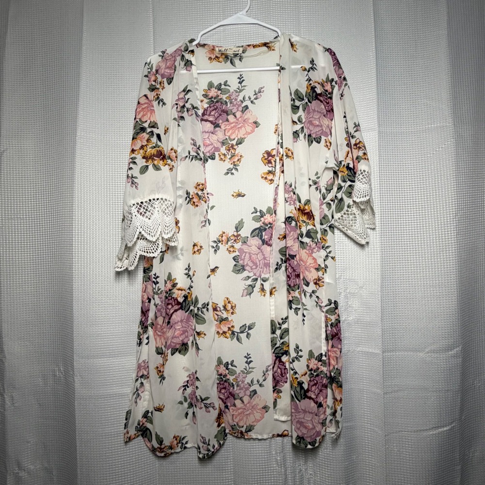 WallFlower Floral Kimono M White Crochet Lace Trim Open Front Cardigan